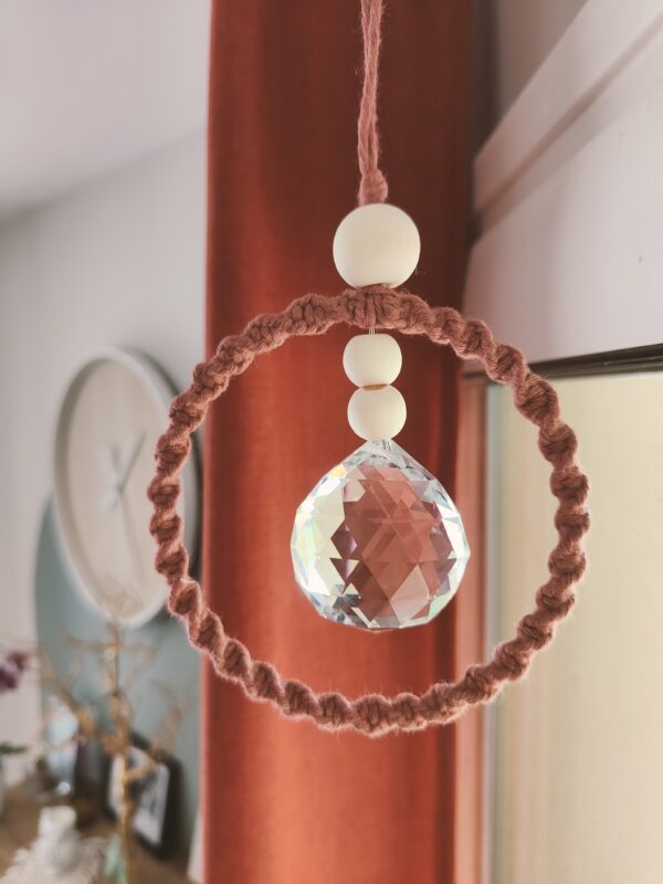 Sun Catcher - décoration macramé bohème, pampille verre reflets soleil – Image 8
