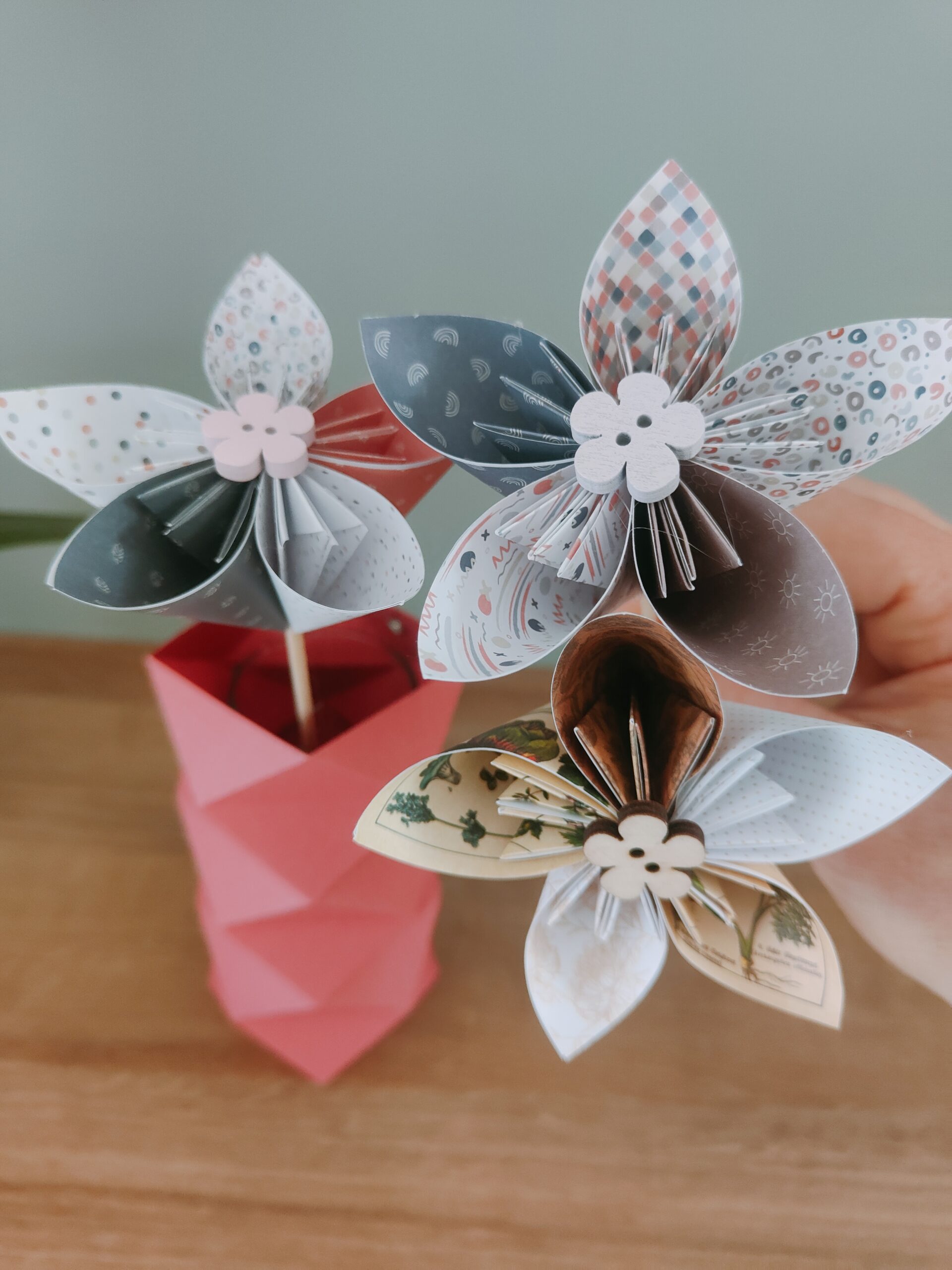 Atelier Origami: Fleurs et vase - 26/08/23 - 10h/12h - Loire créateurs Montreuil Juigné