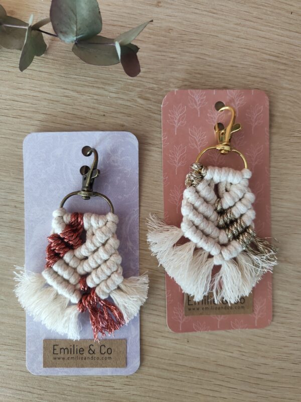 Porte clé/bijoux de sac ou banane Macramé – Image 2